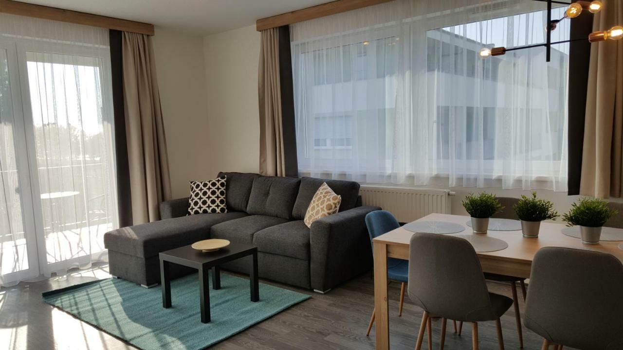 Lelle Resort Cb34 Balatonlelle Eksteriør billede